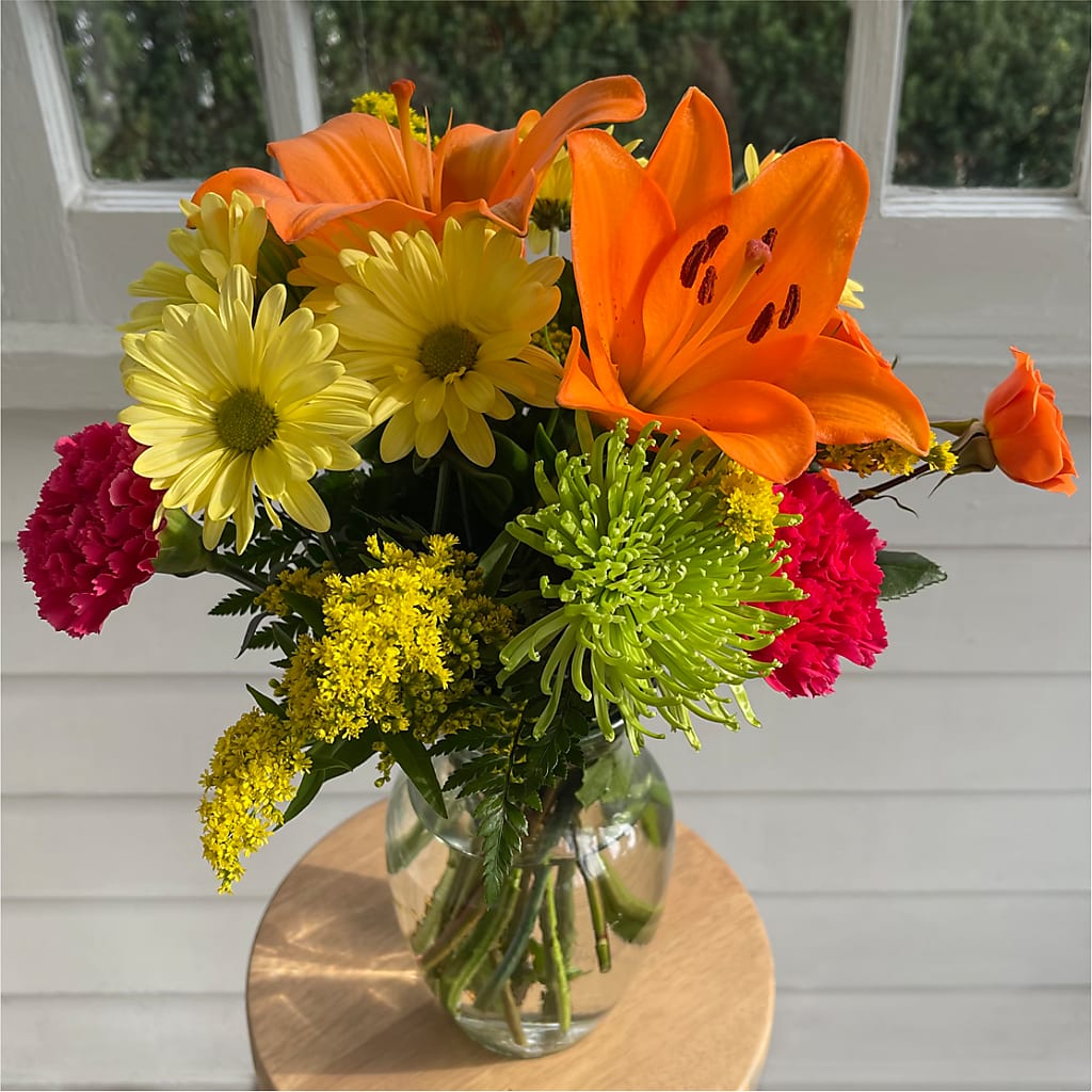 Bold & Bright – A Florist Original – SOUTHERN BELLE'S FLORIST, Easley SC