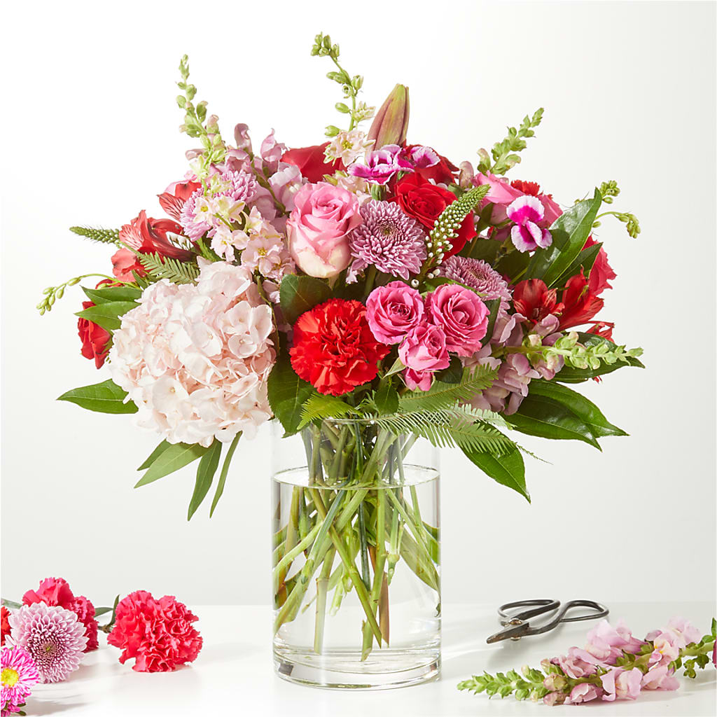 Swooning Over You - A Luxury Florist Original – SOUTHERN BELLE'S FLORIST, Easley SC