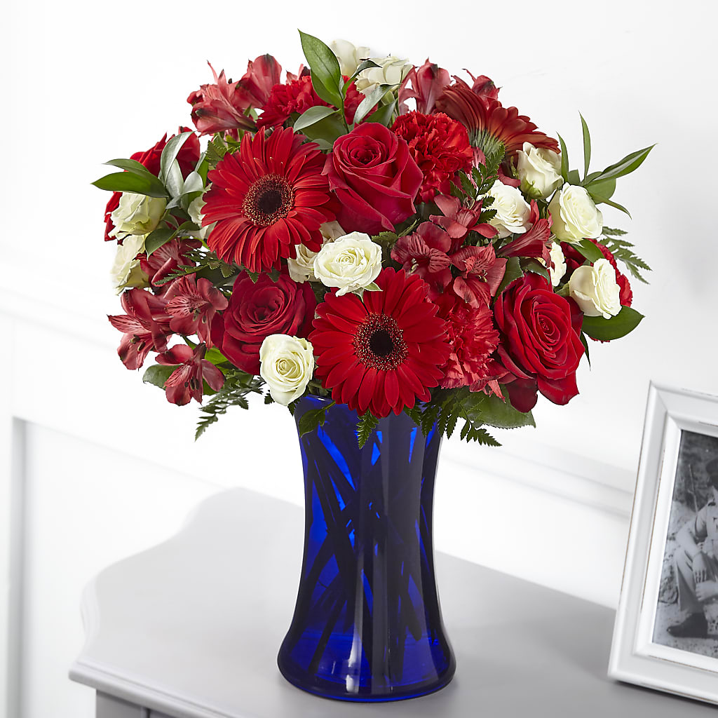 Hearts Embrace Bouquet – SOUTHERN BELLE'S FLORIST, Easley SC
