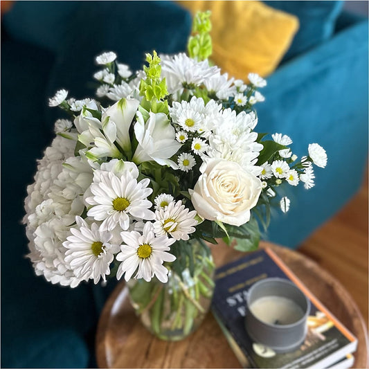 Classic Ivory – A Florist Original – SOUTHERN BELLE'S FLORIST, Easley SC