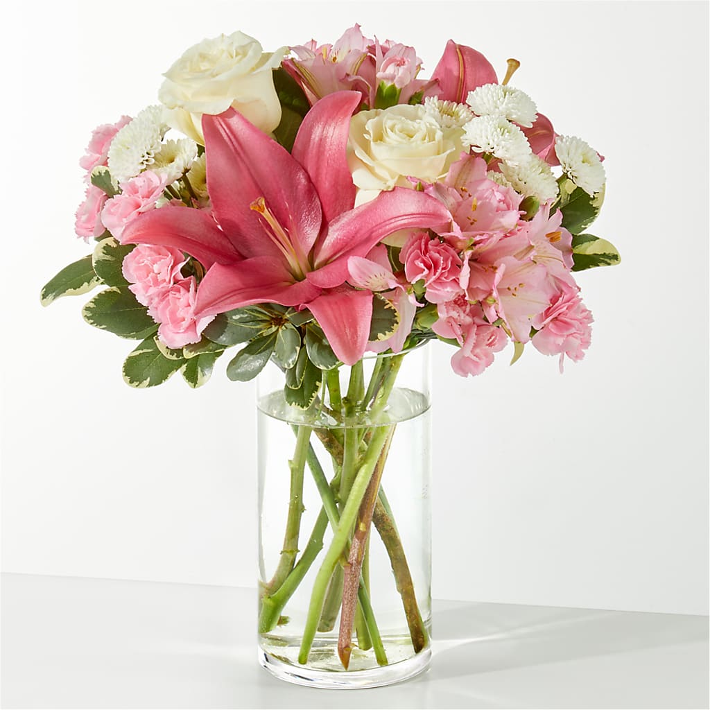 Piece of Cake Bouquet – SOUTHERN BELLE'S FLORIST, Easley SC