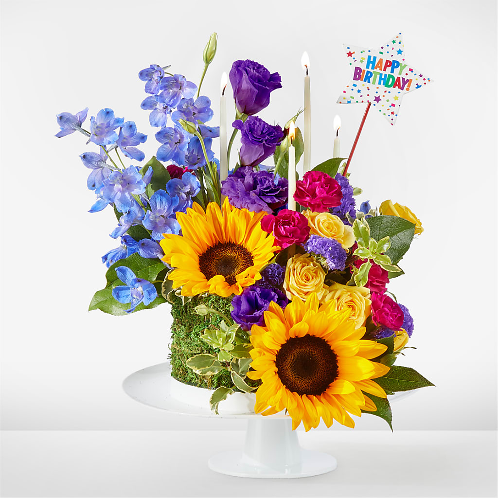 Star of the Day Floral Cake – SOUTHERN BELLE'S FLORIST, Easley SC