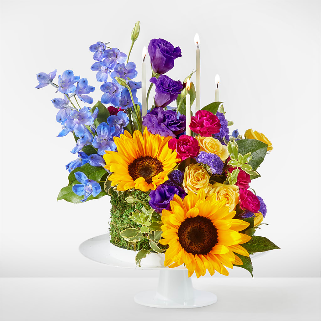Star of the Day Floral Cake – SOUTHERN BELLE'S FLORIST, Easley SC