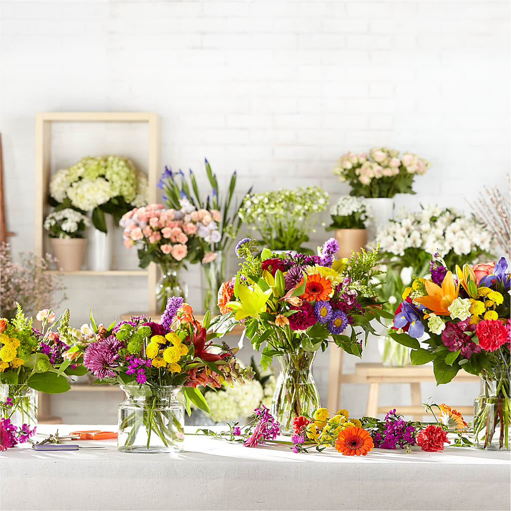 Bold & Bright – A Florist Original – SOUTHERN BELLE'S FLORIST, Easley SC