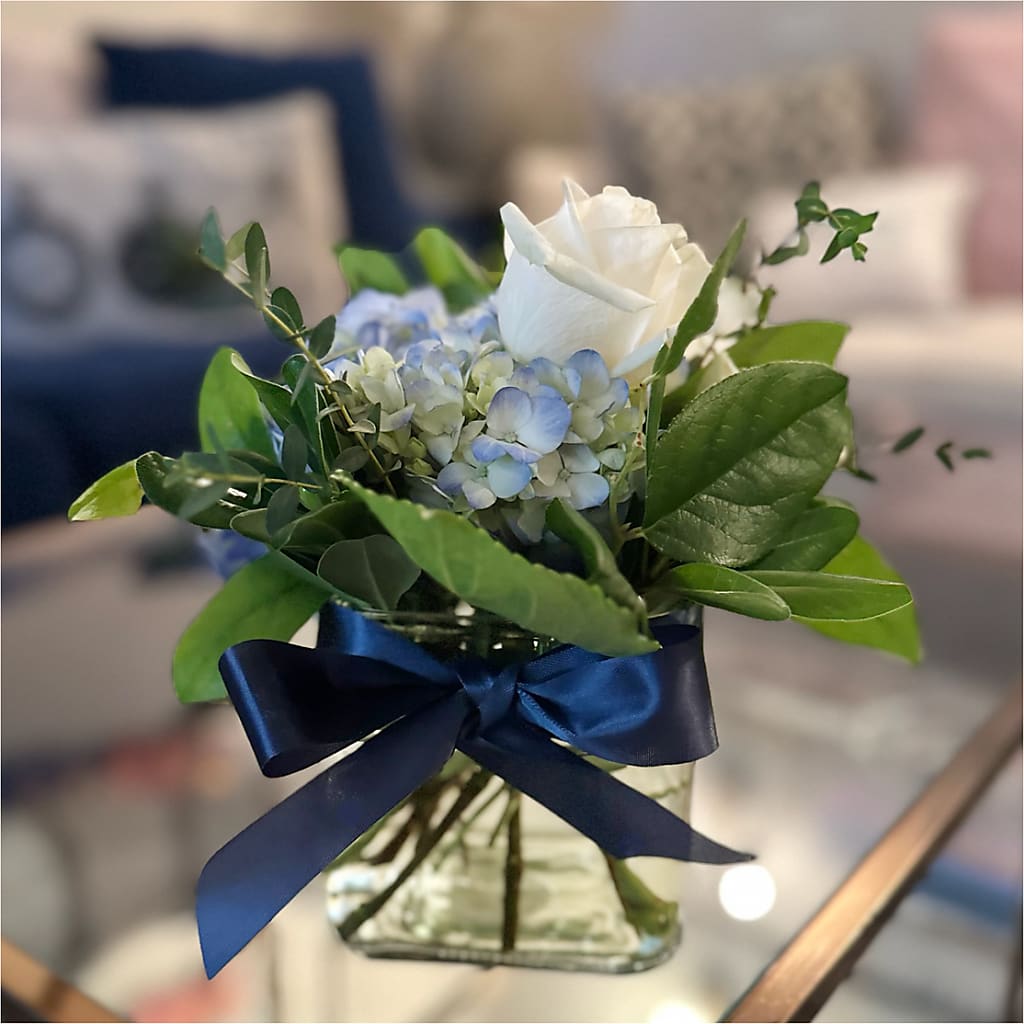 Sky Blue Delight Bouquet – SOUTHERN BELLE'S FLORIST, Easley SC