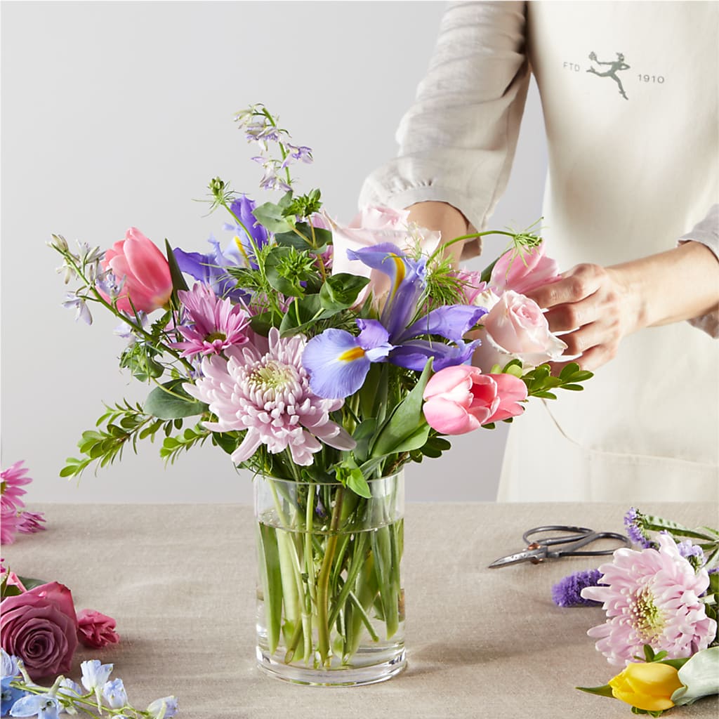 Pastel Tradition - A Florist Original – SOUTHERN BELLE'S FLORIST, Easley SC