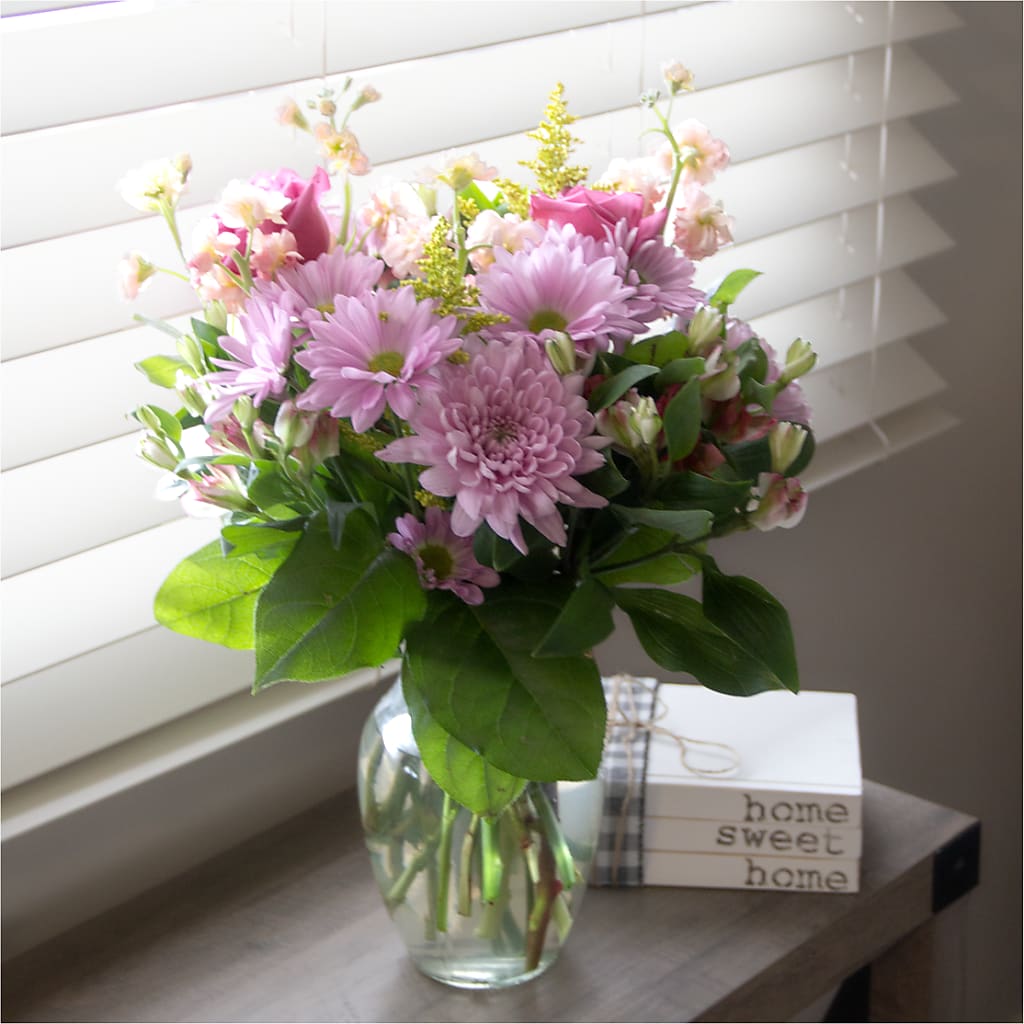 Pastel Tradition - A Florist Original – SOUTHERN BELLE'S FLORIST, Easley SC