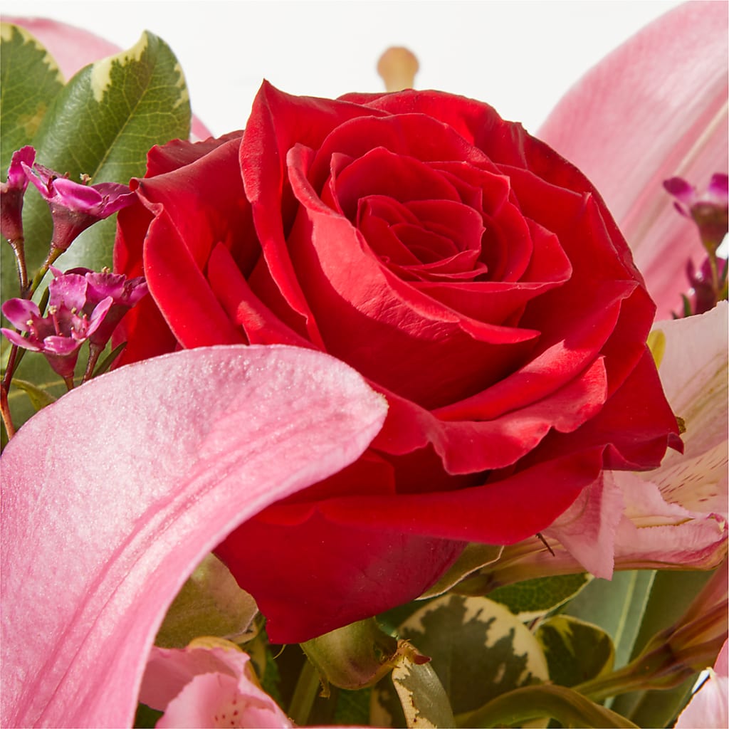 Lucky in Love Bouquet – SOUTHERN BELLE'S FLORIST, Easley SC