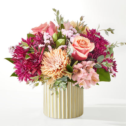 Berry Cobbler Bouquet with Ivory Vase – SOUTHERN BELLE'S FLORIST, Easley SC
