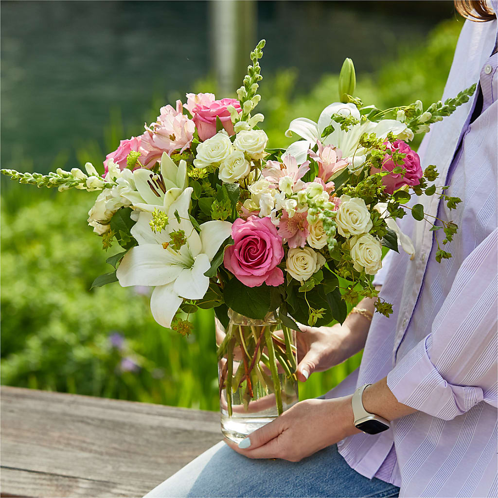 Fondly Bouquet – SOUTHERN BELLE'S FLORIST, Easley SC